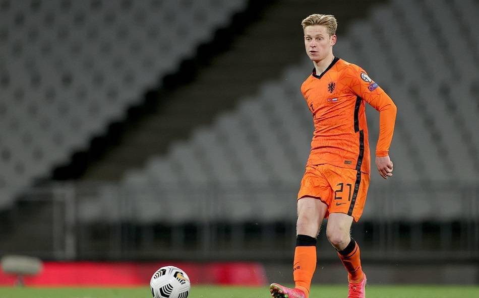 关于荷兰备战与挪威的欧预赛关键战的信息