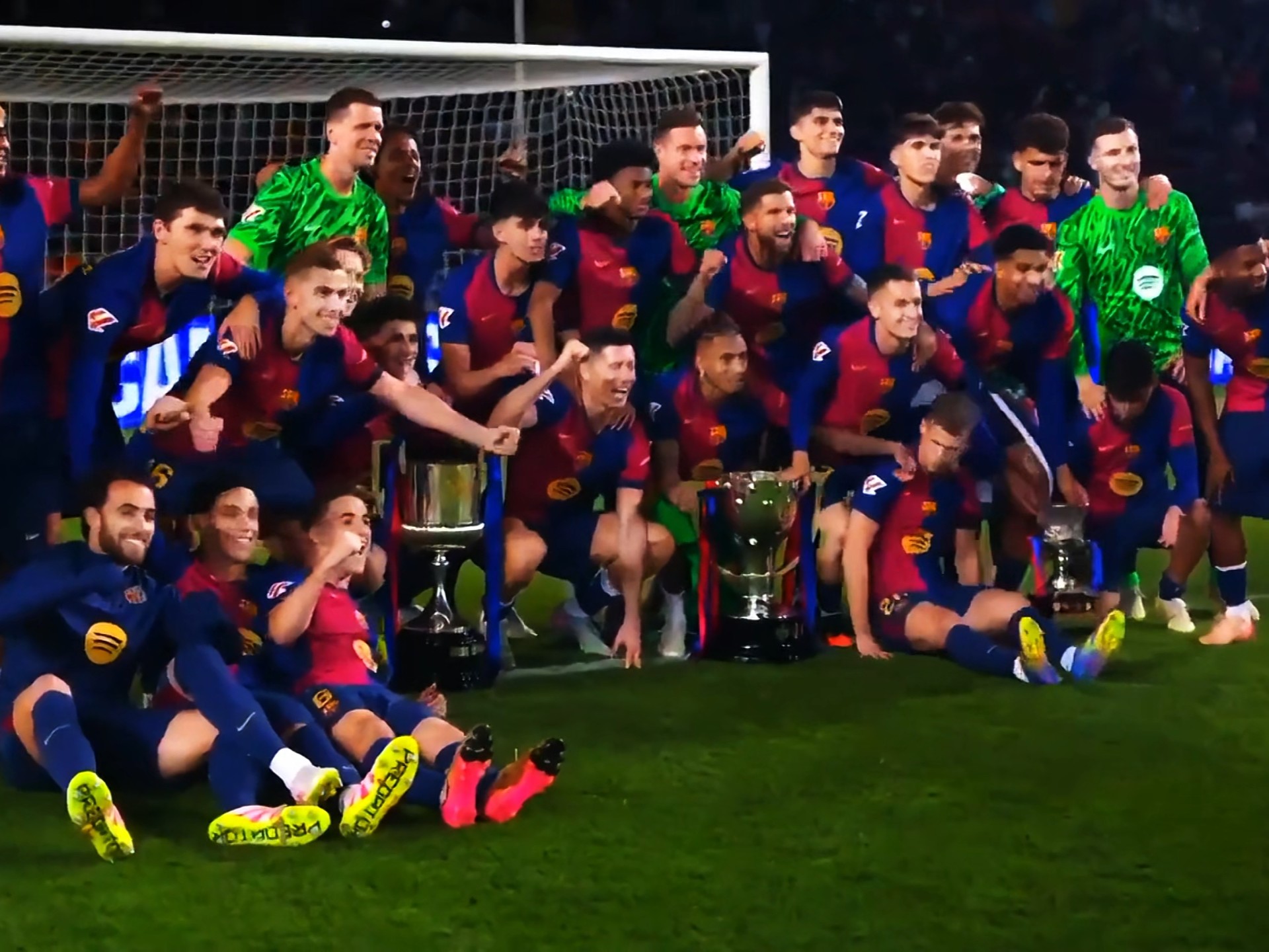 关于巴萨主场大胜，成功晋级强的信息