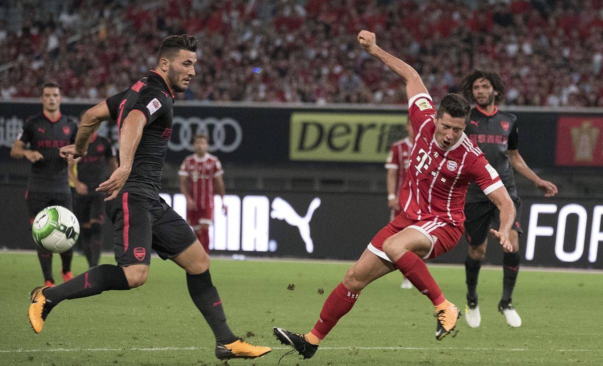 沙尔克豪取胜利，击溃对手士气的简单介绍