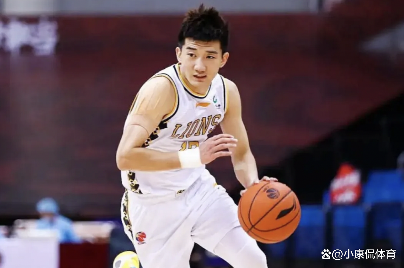 灰熊横扫火箭，孙铭徽状态火热